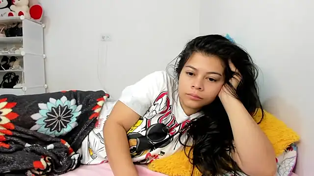 sweetnia online show from September 2025 01:02:02 PM