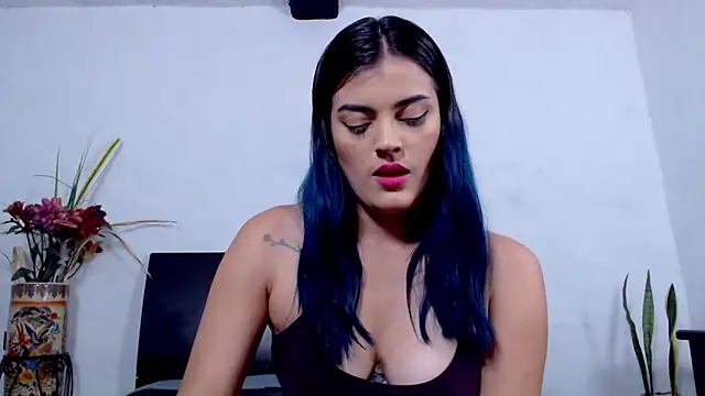 AikoTailor online show from September 2025 06:08:02 PM