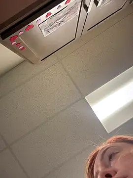 cinnatitties online show from September 2025 06:29:02 PM