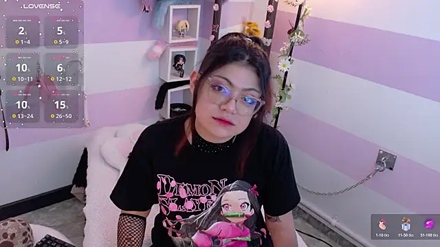 Catwhite  online show from April 2026 02:21:01 PM