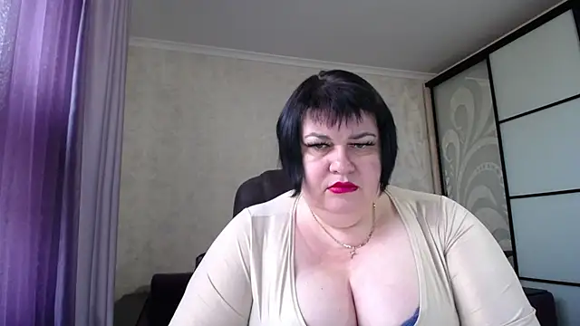 JuicyLady Di online show from October 2025 04:55:02 AM