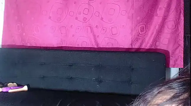 Snapshot of JulianaFoster chatting on February 2025 05:31:02 AM JulianaFoster online show from February 2025 05:31:02 AM