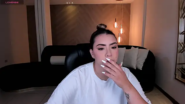 MartinnaBonnet online show from December 2024 10:12:02 AM