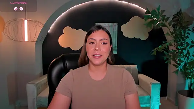 MartinnaBonnet online show from March 2025 04:57:01 PM