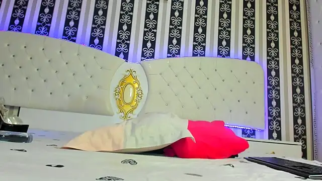 Aidasina online show from February 2025 08:11:02 PM