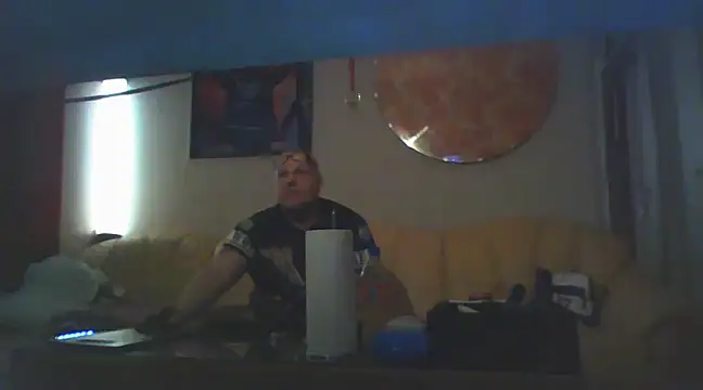 Snapshot of Hotwerner666 chatting on December 2024 07:38:01 AM Hotwerner666 online show from December 2024 07:38:01 AM