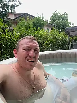 danicohoney online show from June 2026 01:32:01 PM