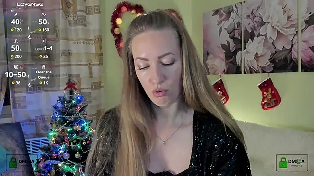 Snapshot of Queenymel chatting on December 2024 04:25:02 PM Queenymel online show from December 2024 04:25:02 PM