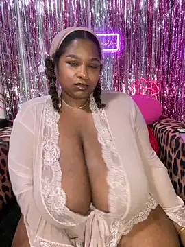 BigFineSelena online show from February 2026 10:31:01 AM