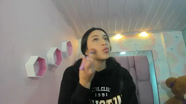 dayra angels online show from January 2025 12:06:02 AM