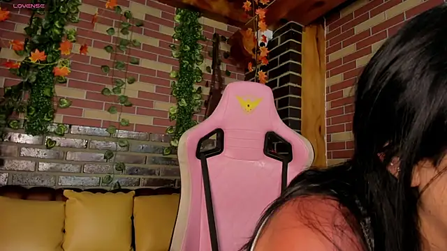 dayra angels online show from January 2025 11:32:01 PM