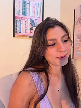 Snapshot of loolla_23 chatting on April 2026 01:49:01 PM loolla 23 online show from April 2026 01:49:01 PM