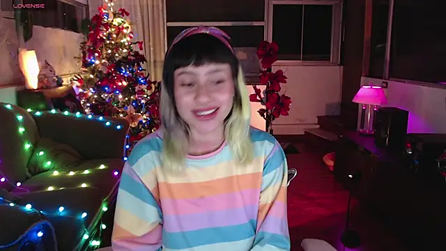 Snapshot of Aquamarinebubble chatting on December 2024 06:02:02 AM Aquamarinebubble online show from December 2024 06:02:02 AM