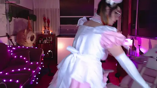 Snapshot of Aquamarinebubble chatting on February 2025 02:50:02 AM Aquamarinebubble online show from February 2025 02:50:02 AM