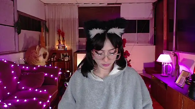 Snapshot of Aquamarinebubble chatting on October 2025 02:25:02 AM Aquamarinebubble online show from October 2025 02:25:02 AM