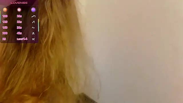 Snapshot of PetersEmily chatting on May 2026 09:13:01 PM PetersEmily online show from May 2026 09:13:01 PM
