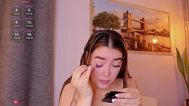 Snapshot of Assh_lee_ chatting on January 2025 12:36:02 PM Assh lee online show from January 2025 12:36:02 PM