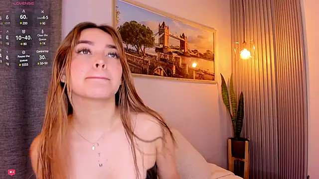 Snapshot of Assh_lee_ chatting on January 2025 12:21:01 PM Assh lee online show from January 2025 12:21:01 PM