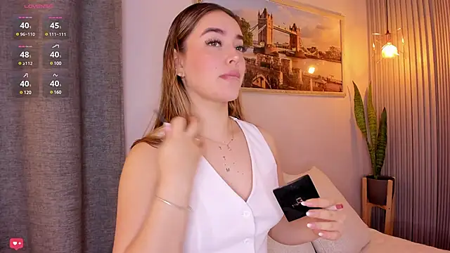 Snapshot of Assh_lee_ chatting on February 2025 12:37:02 PM Assh lee online show from February 2025 12:37:02 PM