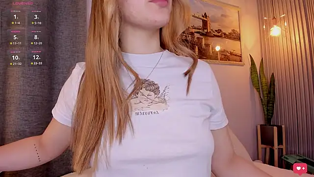 Snapshot of Assh_lee_ chatting on March 2025 12:37:01 PM Assh lee online show from March 2025 12:37:01 PM