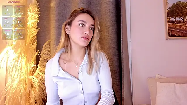 Snapshot of Assh_lee_ chatting on September 2025 01:11:01 PM Assh lee online show from September 2025 01:11:01 PM