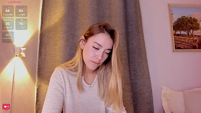 Snapshot of Assh_lee_ chatting on October 2025 01:28:02 PM Assh lee online show from October 2025 01:28:02 PM