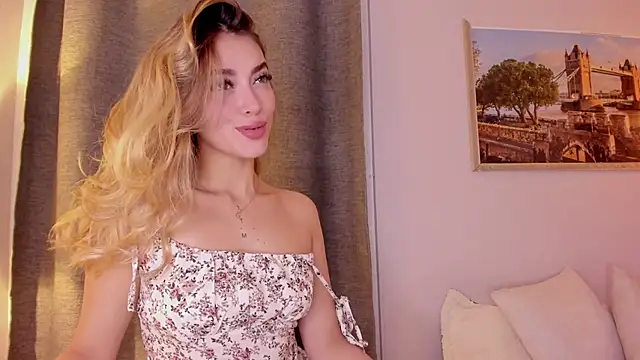 Snapshot of Assh_lee_ chatting on November 2025 12:37:02 PM Assh lee online show from November 2025 12:37:02 PM