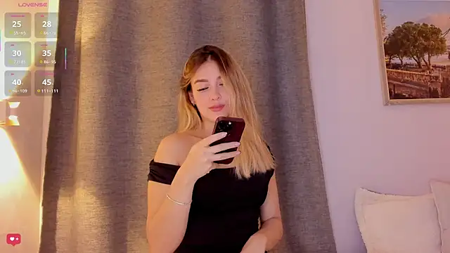 Snapshot of Assh_lee_ chatting on November 2025 01:44:02 PM Assh lee online show from November 2025 01:44:02 PM