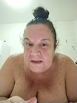 Yaya Mineira online show from October 2025 11:09:02 PM