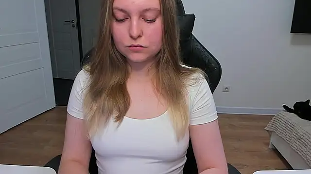 stacy miracle online show from April 2026 03:53:01 PM