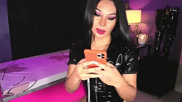MaxxineMorenaTs online show from May 2026 06:35:02 PM