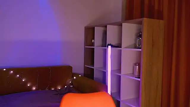 ZoeGrant online show from April 2026 04:46:01 AM