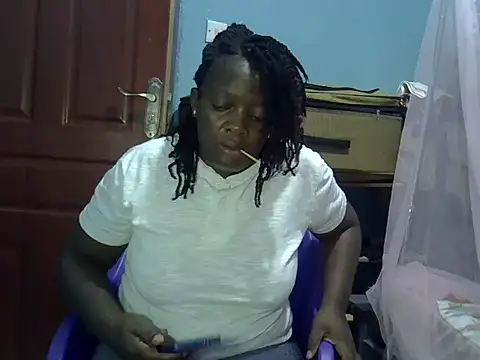 Snapshot of Ebonyceline chatting on May 2026 07:00:01 PM Ebonyceline online show from May 2026 07:00:01 PM