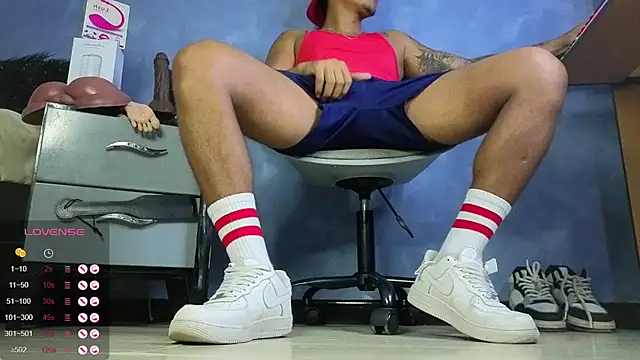 TomLover 12 online show from April 2026 04:15:01 AM