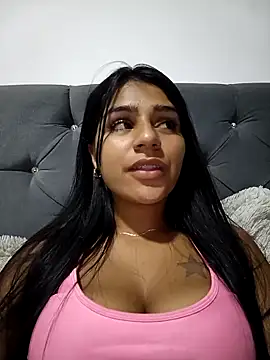 Snapshot of AnnRosse18 chatting on January 2025 03:16:02 AM AnnRosse18 online show from January 2025 03:16:02 AM