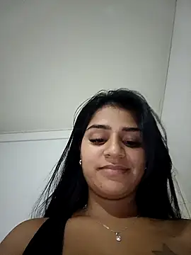 Snapshot of AnnRosse18 chatting on February 2025 08:22:02 AM AnnRosse18 online show from February 2025 08:22:02 AM