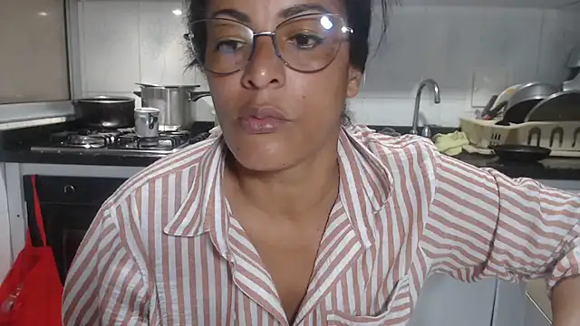 kateleyagrey online show from October 2025 07:21:02 PM