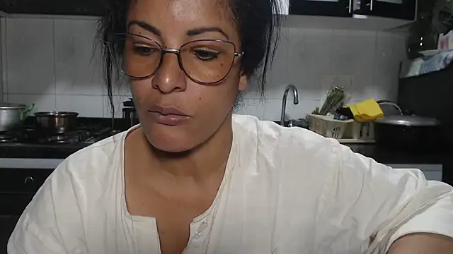 kateleyagrey online show from January 2026 06:33:01 PM