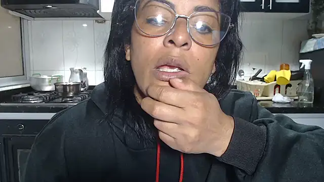 kateleyagrey online show from January 2026 06:35:01 PM