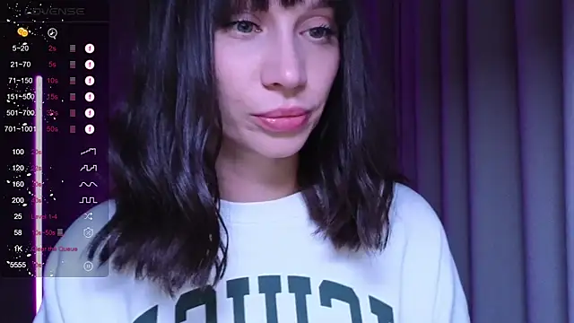 Alice Wonders online show from October 2025 08:20:02 PM