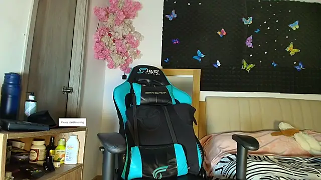 Snapshot of Hot_Brunette34 chatting on May 2026 11:54:01 PM Hot Brunette34 online show from May 2026 11:54:01 PM