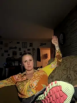 ClumsyLink online show from November 2025 10:39:02 AM