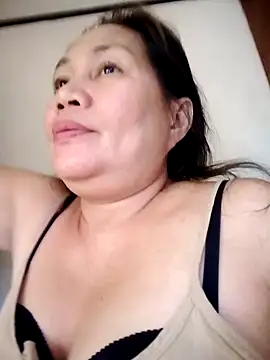 Snapshot of Sofiafuckbabes chatting on January 2025 06:06:01 AM Sofiafuckbabes online show from January 2025 06:06:01 AM