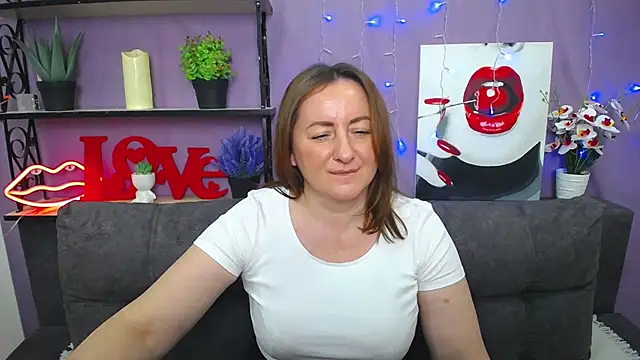 Abby Taylorr online show from March 2025 10:33:01 AM