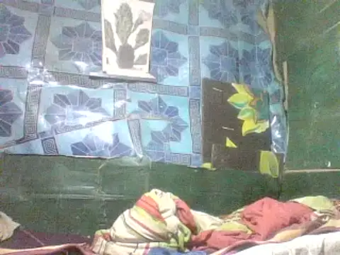 Snapshot of hairybushpussyxx1 chatting on February 2025 05:15:01 AM hairybushpussyxx1 online show from February 2025 05:15:01 AM