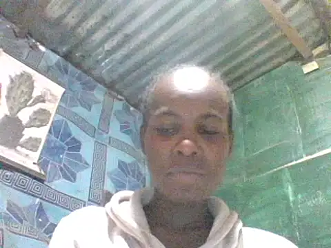 Snapshot of hairybushpussyxx1 chatting on March 2025 03:00:02 AM hairybushpussyxx1 online show from March 2025 03:00:02 AM