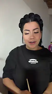 ImjustMia online show from May 2026 03:13:01 AM