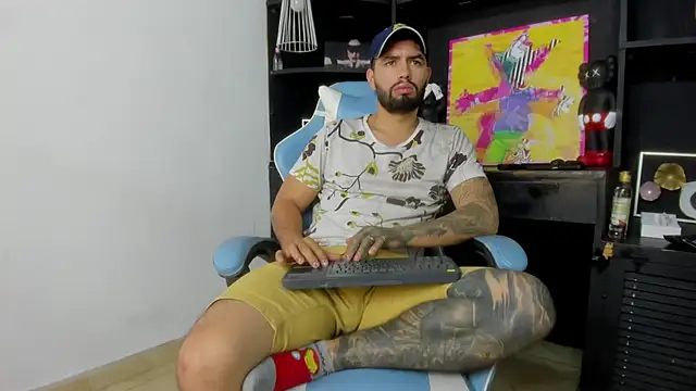 matteosantos online show from February 2025 01:56:02 PM