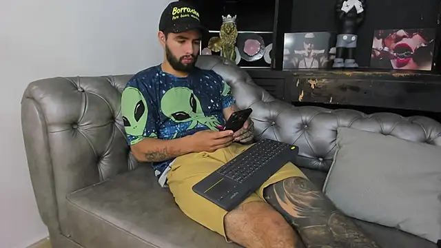 matteosantos online show from February 2025 11:30:01 AM