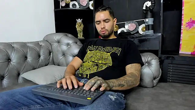 matteosantos online show from March 2025 11:38:02 AM